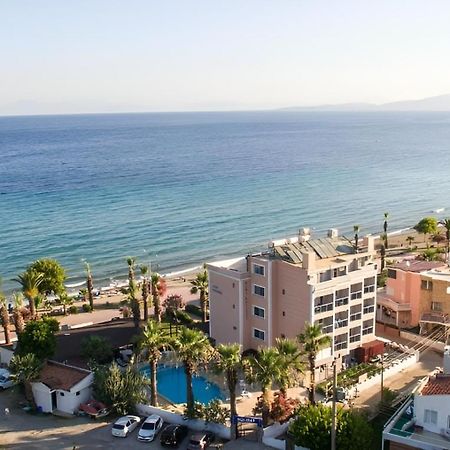 Holiday Hotel Kusadası Kültér fotó