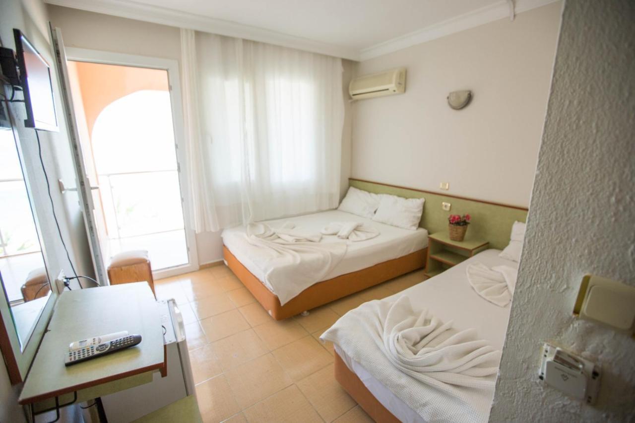 Holiday Hotel Kusadası Kültér fotó