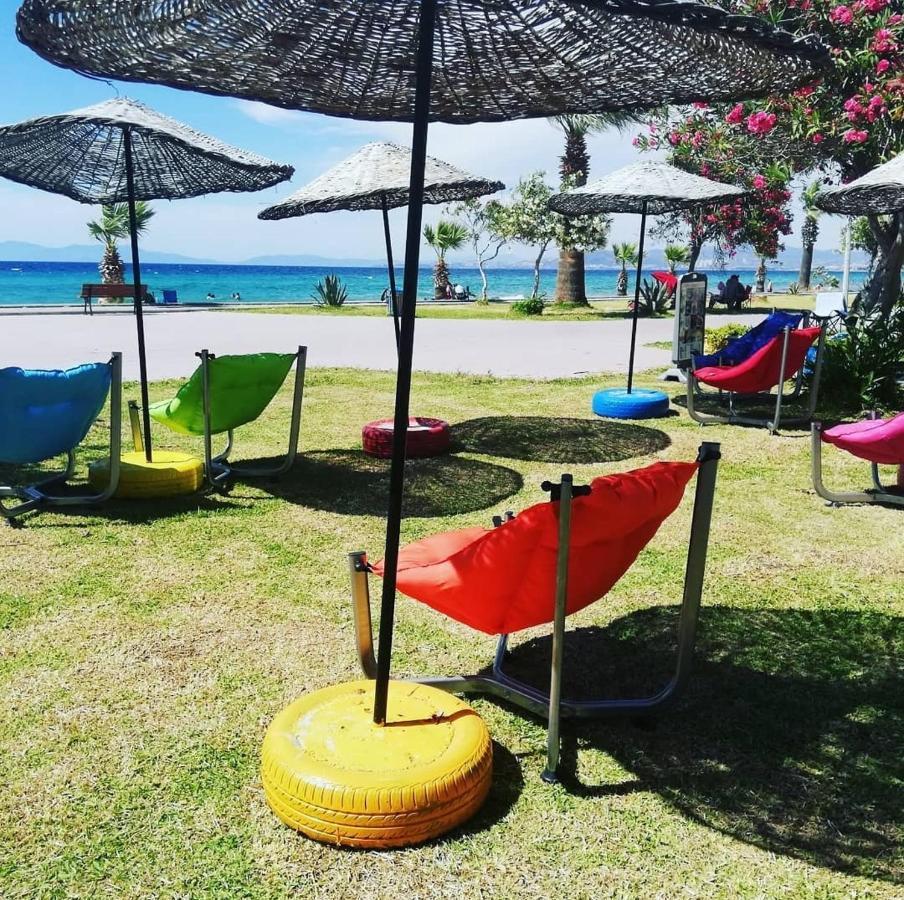 Holiday Hotel Kusadası Kültér fotó