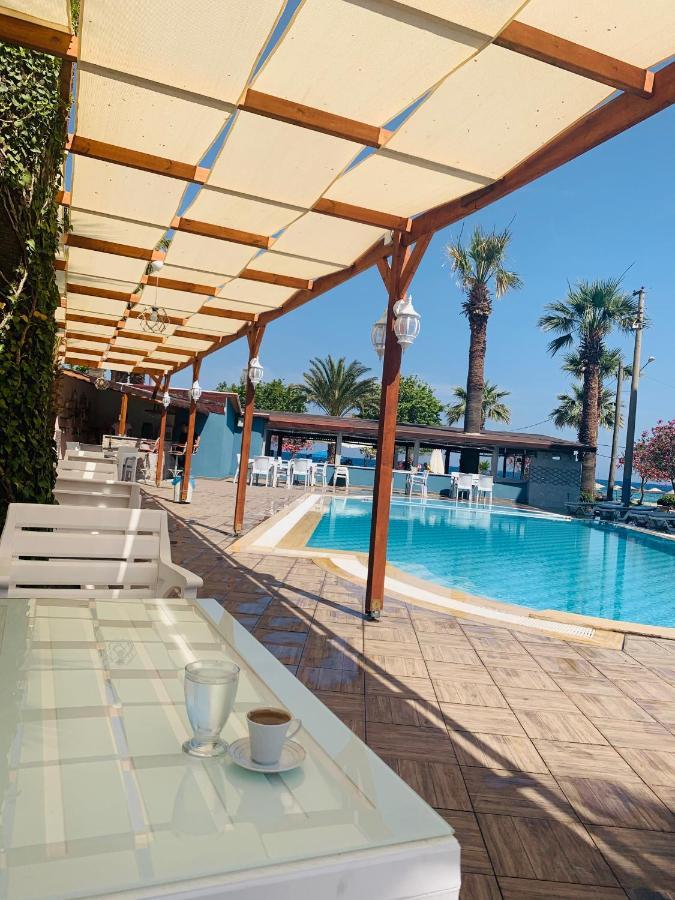 Holiday Hotel Kusadası Kültér fotó