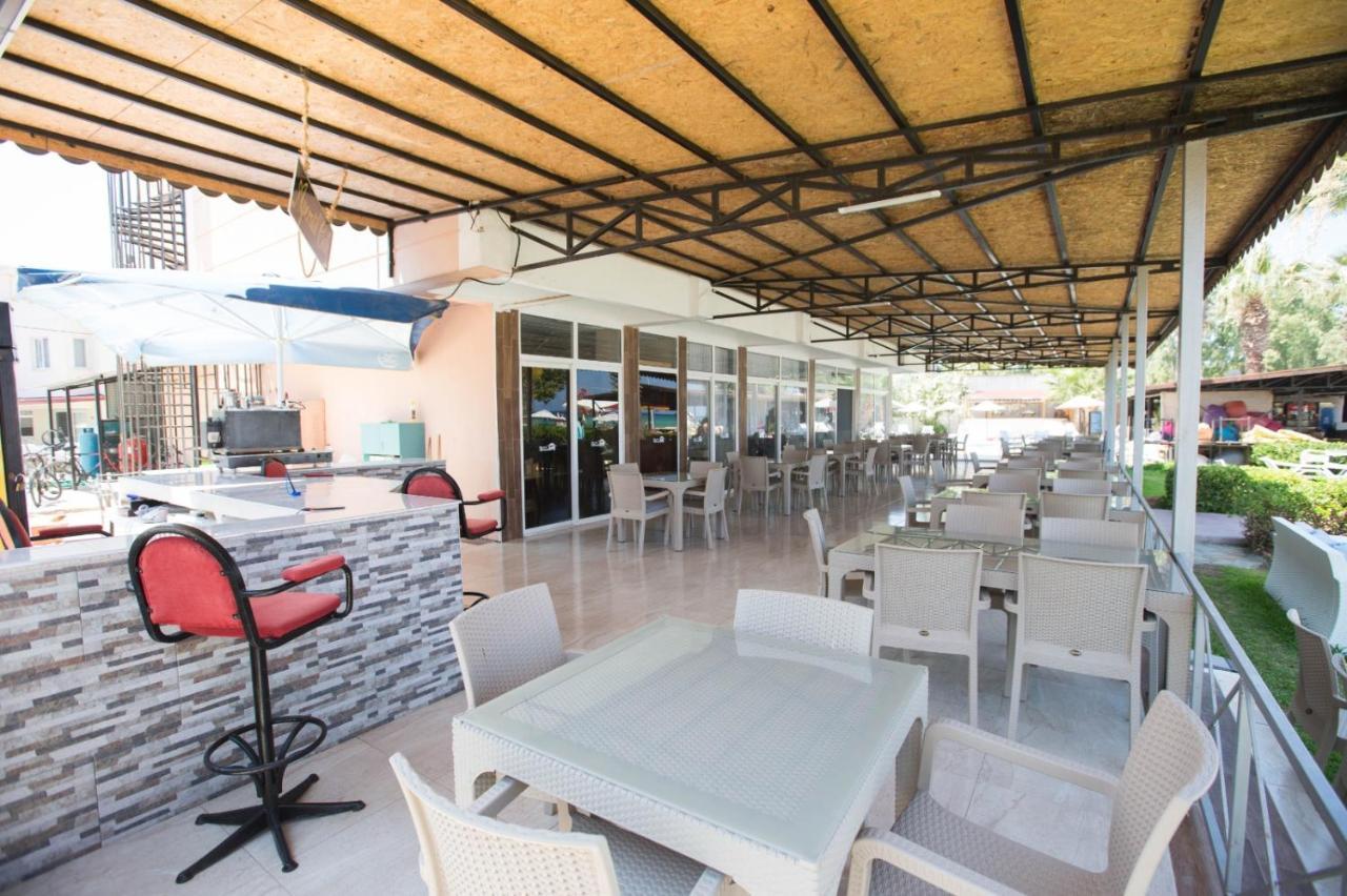 Holiday Hotel Kusadası Kültér fotó