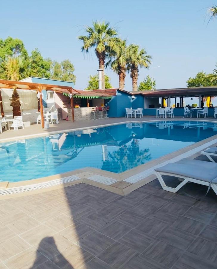 Holiday Hotel Kusadası Kültér fotó