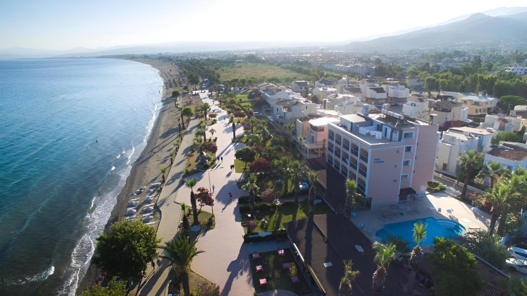 Holiday Hotel Kusadası Kültér fotó